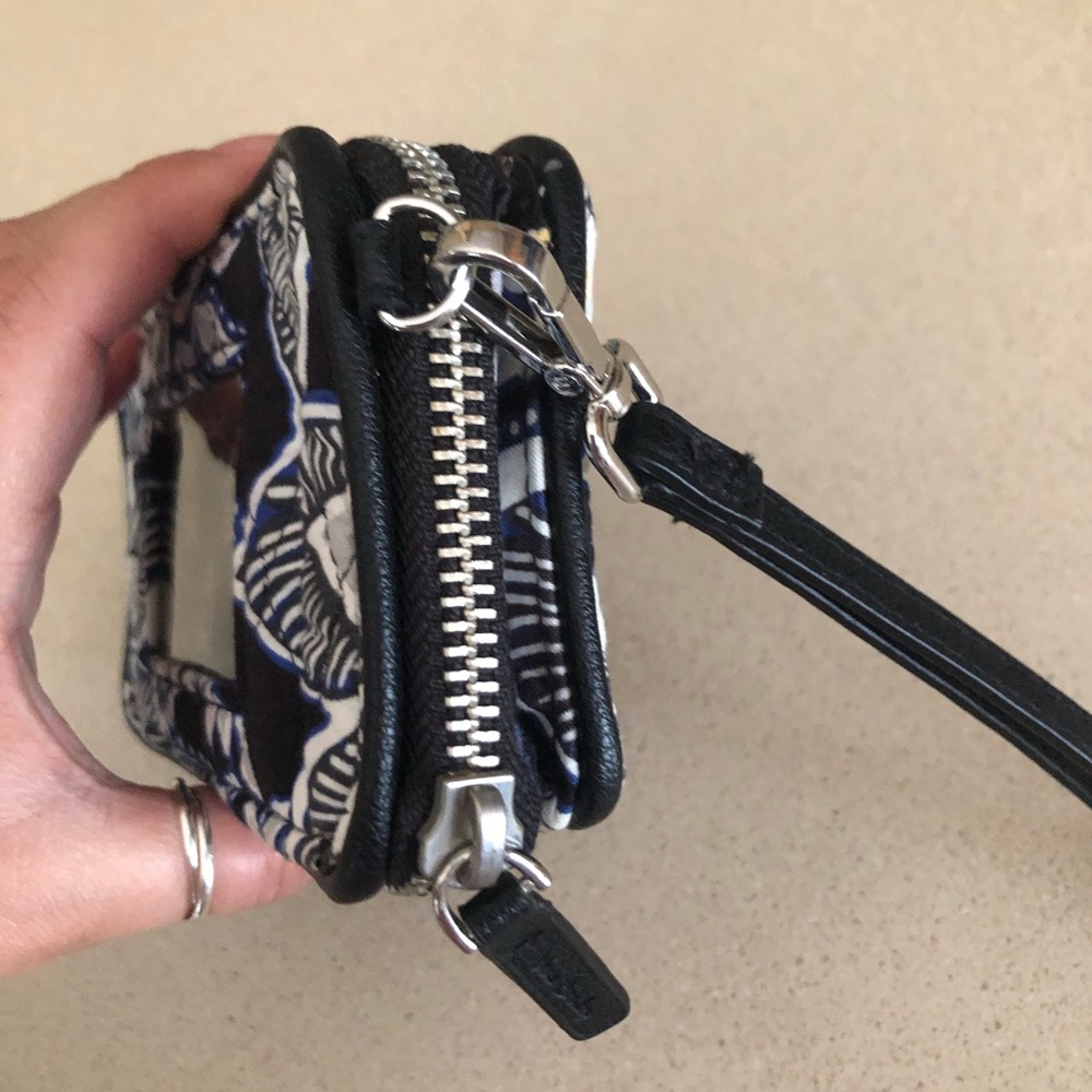 🖤Vera Bradley Wristlet Wallet 🖤 - Picture 5 of 13
